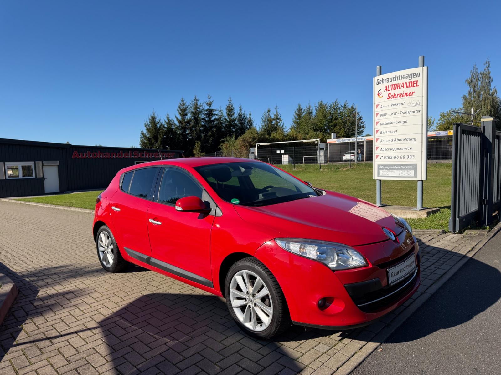 Renault Megane III  Luxe 2.0 Benzin Automatik/Navi/TÜV
