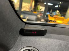 MERCEDES-BENZ C 220 T CDI / DESIGNO / HARMAN KARDON/ AUTOM./ MERCEDES-BENZ C 220 T CDI / DESIGNO / HARMAN KARDON/ AUTOM./