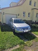 Volkswagen VW Bora Kombi Comfortline Automatik silber... - Volkswagen Bora Comfortline mit Benzin-Antrieb