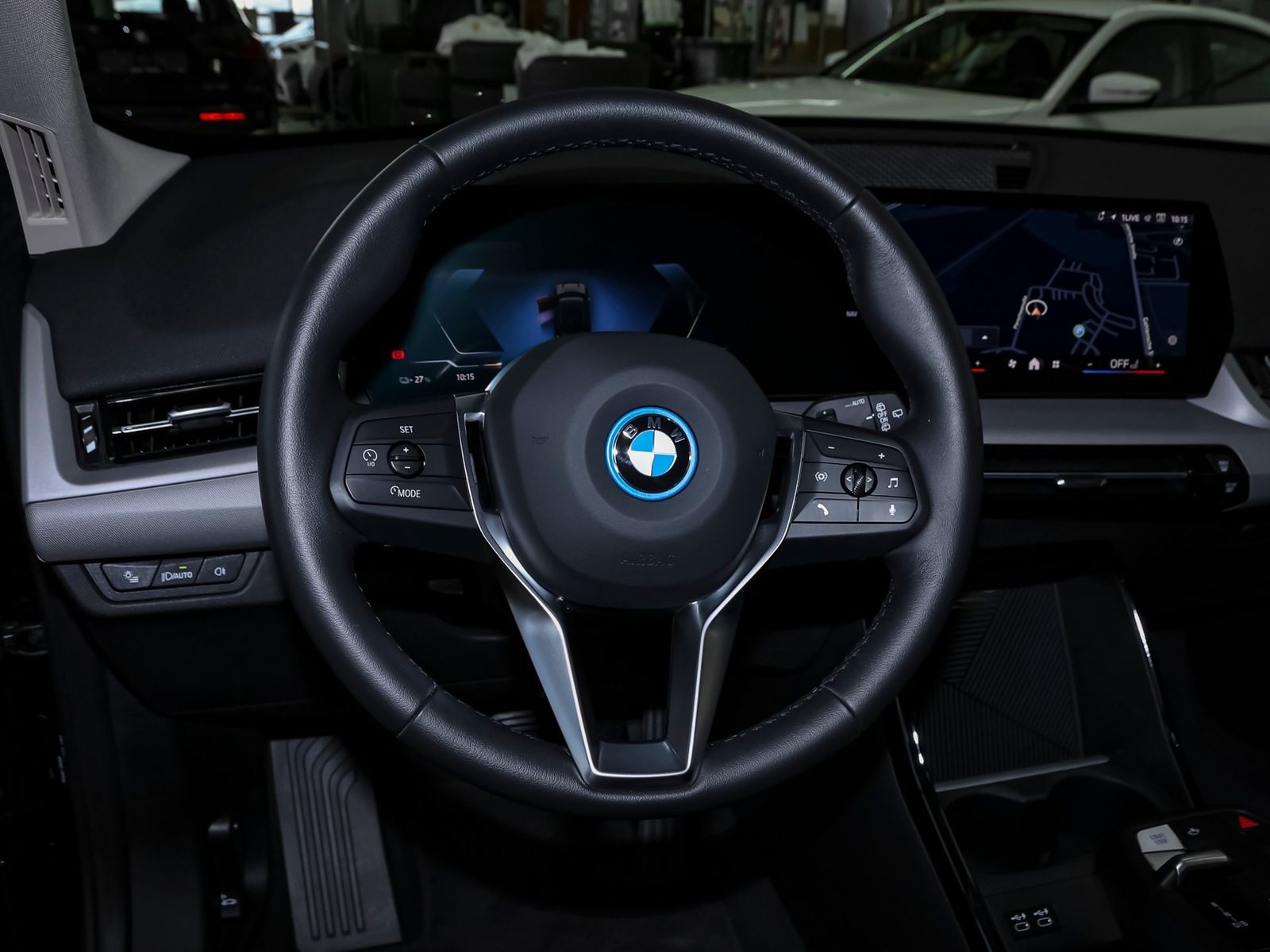 BMW iX1 - Bild 11