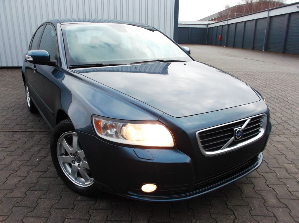 Volvo S40