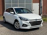 Hyundai i20 Select, Schekheft, 1st HAND - Hyundai i20 in Gelsenkirchen