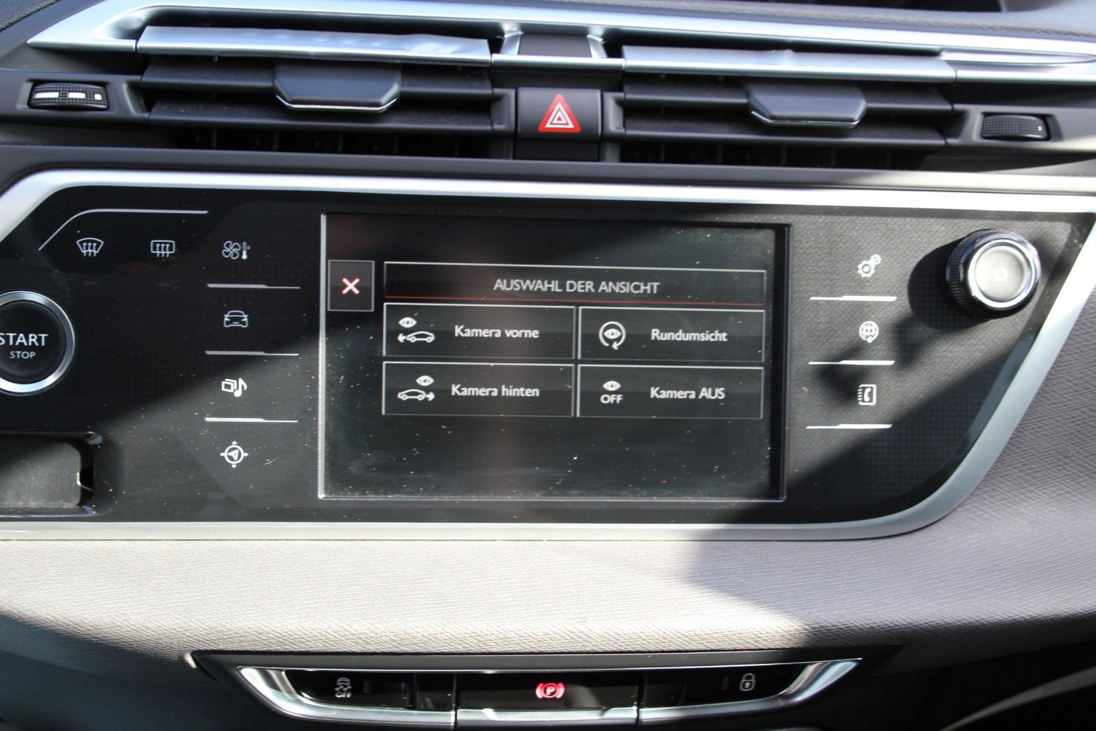Fahrzeugabbildung Citroën Grand C4 Picasso/Spacetourer Intensive