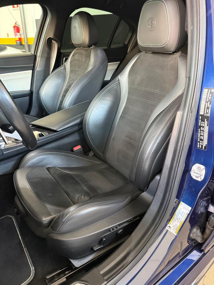 Alfa Romeo Guilia 2.9 V6 Bi-Turbo Quadrofoglio 510ch - Pack Carbone - Harman Kardon - Camera - Non fumeur