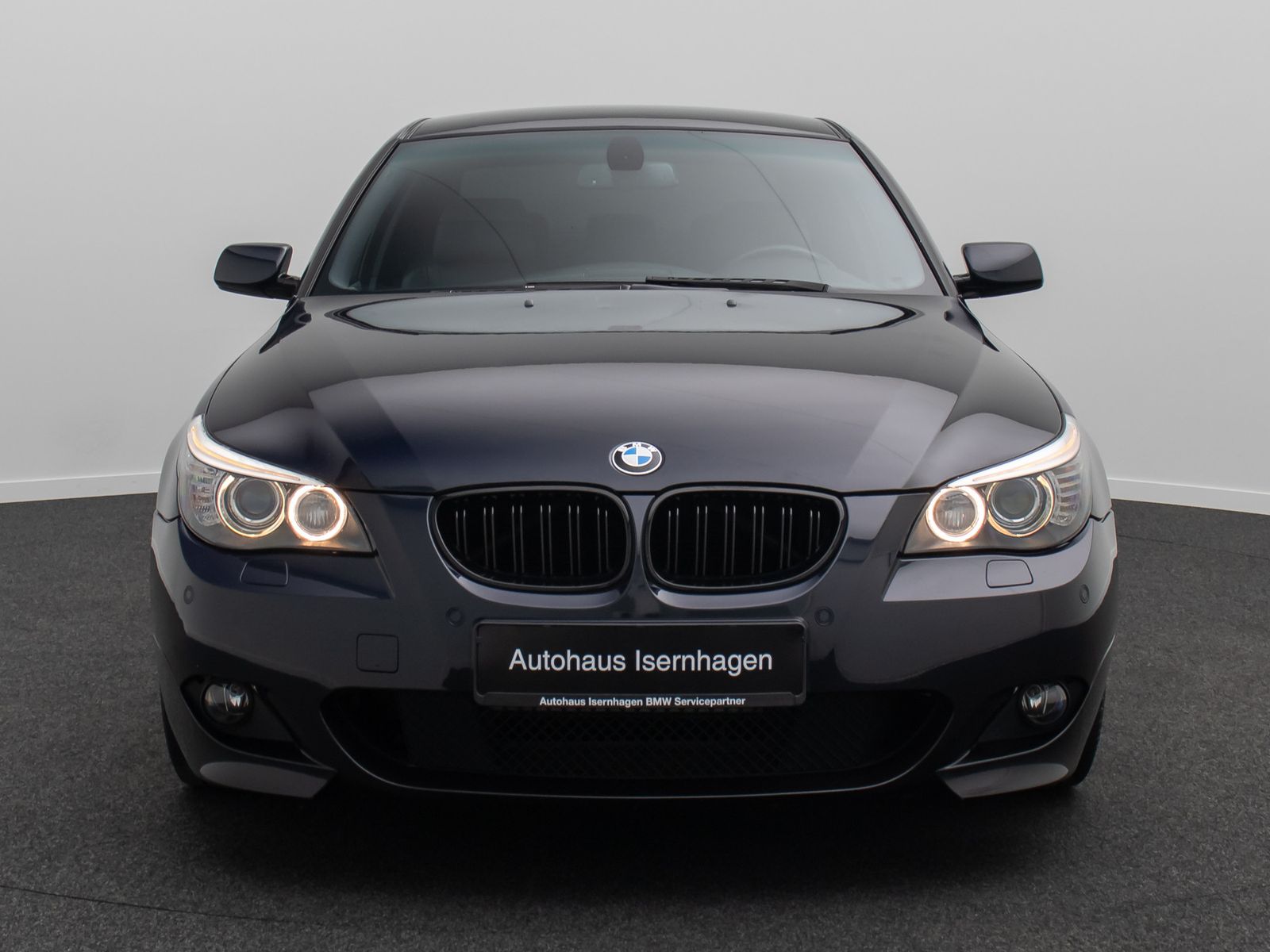 Fahrzeugabbildung BMW 530i M Sport Xenon NaviPro AHK HiFi Memory Leder