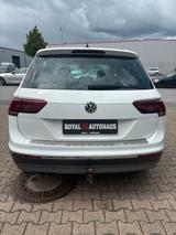 Volkswagen VW Tiguan 2,0 TDI 4Motion DSG "Highline" - VW Tiguan Gebrauchtwagen in Duisburg