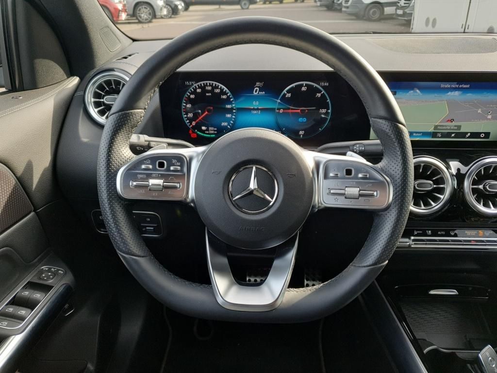 Fahrzeugabbildung Mercedes-Benz EQA 300 4MATIC *Navi*PDC*SpurW*LED*Sportp.*Kam.