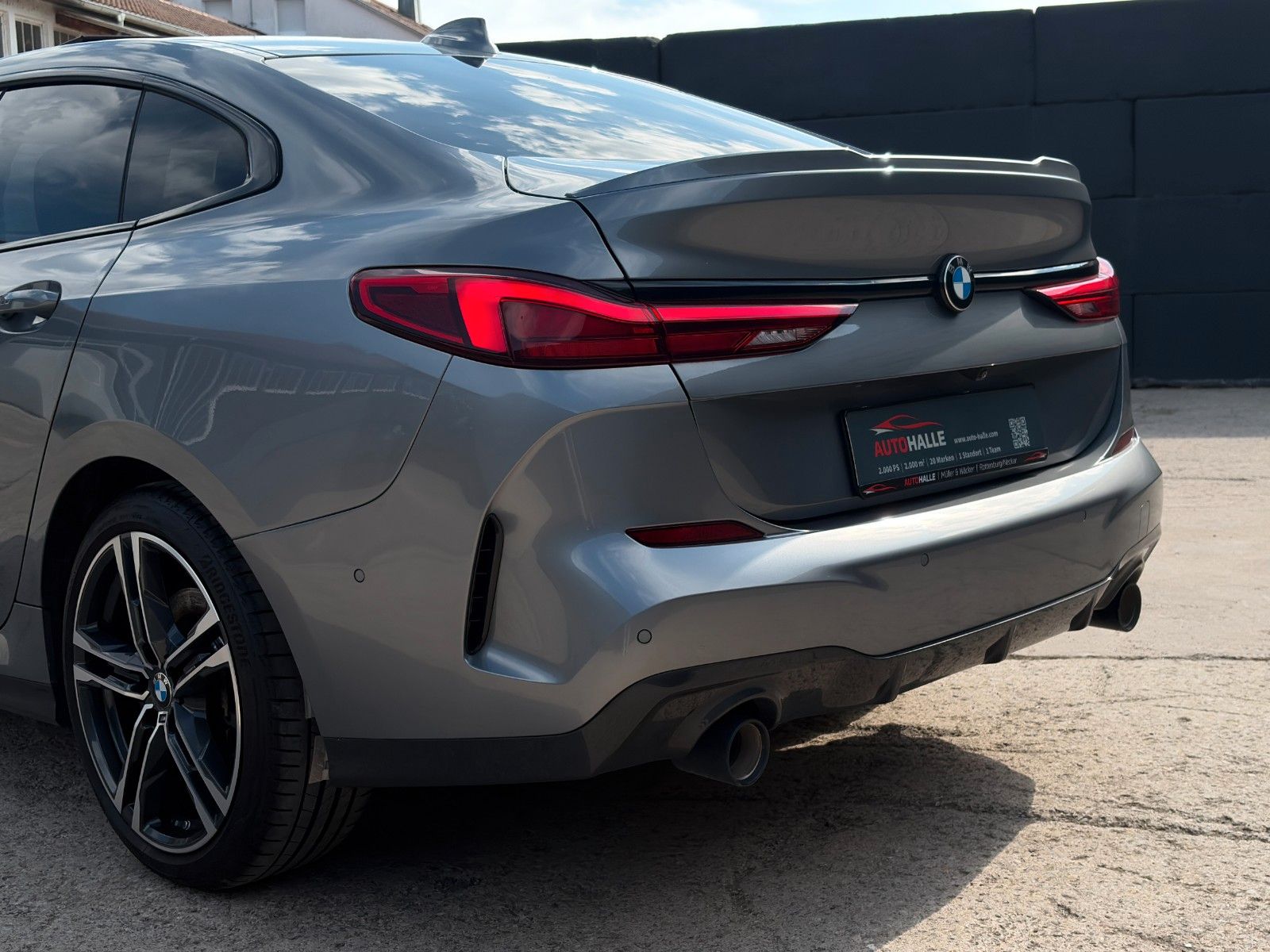 Fahrzeugabbildung BMW 220i Gran Coupé M Sport PANO H&K CAM LHZ CarPlay