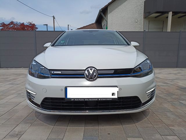 Volkswagen Golf e-Golf 