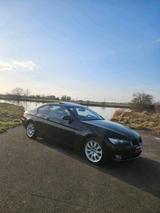 BMW E92 325i N52/ Volleder / Navi / S-Dach... - BMW 325 aus 2007: 325d
