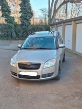 Skoda Roomster 1.4 16V.   Pano, Klima  - Skoda Roomster Gebrauchtwagen in Köln