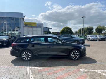Bild 6 Ford Focus Turnier Titanium MHEV B & O Navi Soundsyst