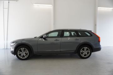 Volvo V90 Cross Country - 2