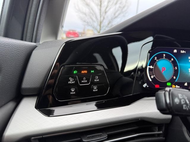 Golf Variant 8 VIII Life 2.0 TDI Navi HarmanKard