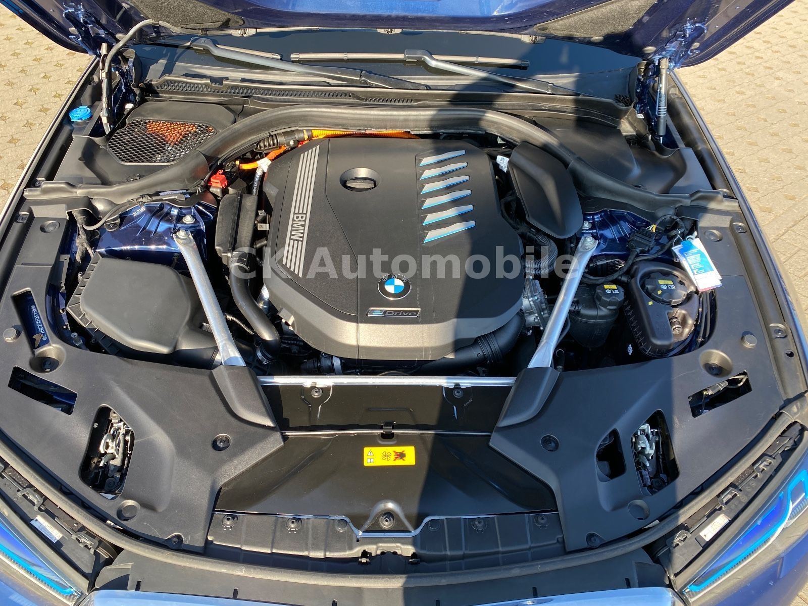 Fahrzeugabbildung BMW 545e Lim.xDrive Luxury Line/Laser/Navi/360°K/AHK