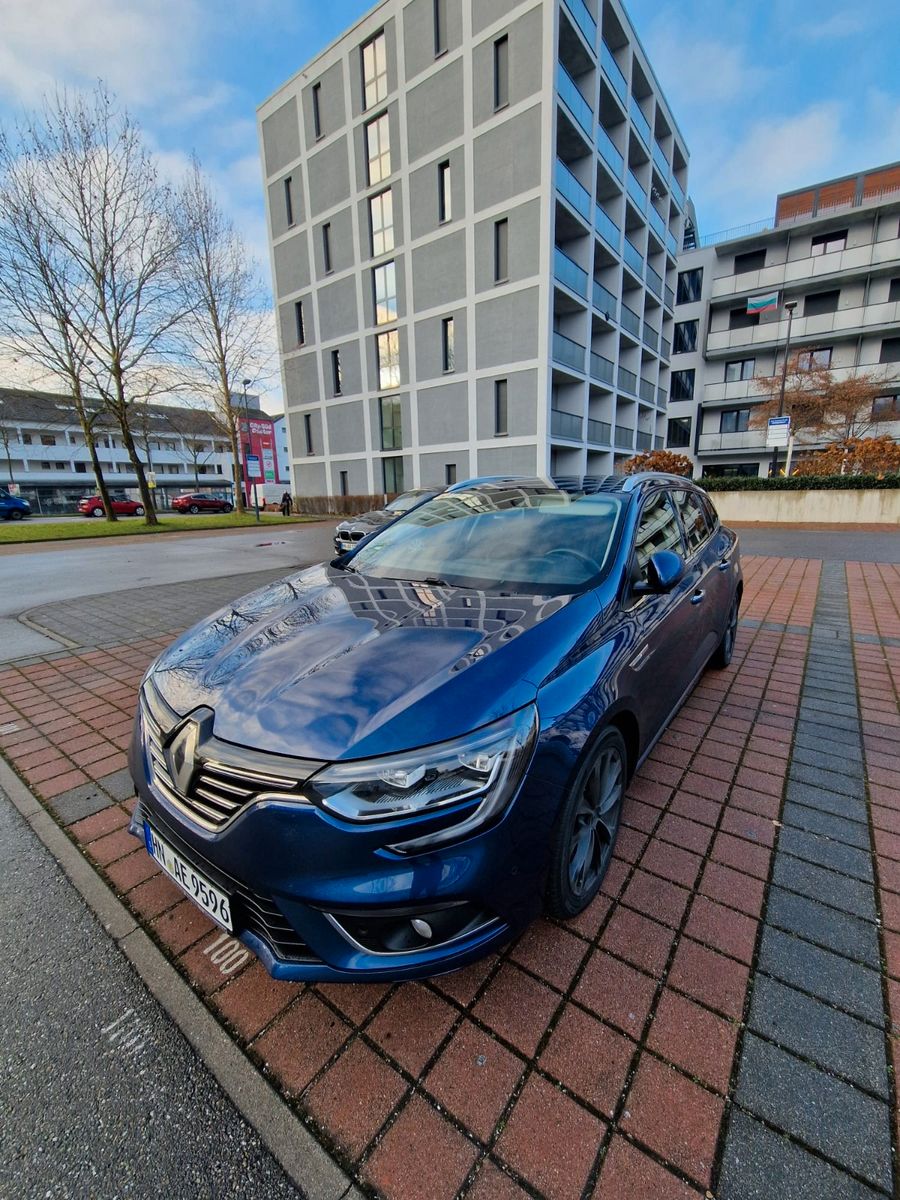 RENAULT Megane
