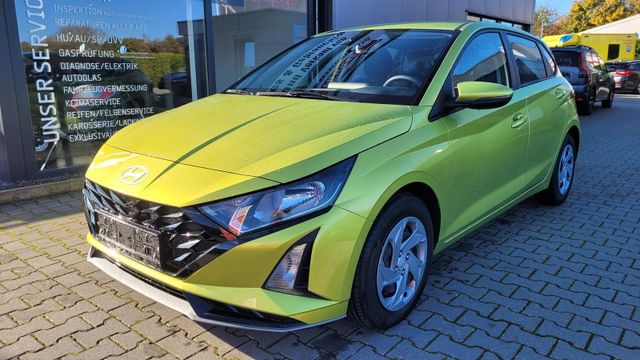 Hyundai i20 Wave Wave*Navi*PDC*Cam*Shzg*Lhzg*16Zoll*V...