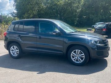Volkswagen Tiguan - 5