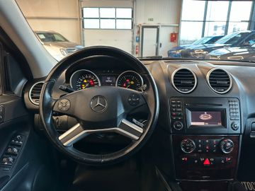 Mercedes-Benz ML 320 CDI *AHK*Klima*Navi*CD-Player*Freisprech*