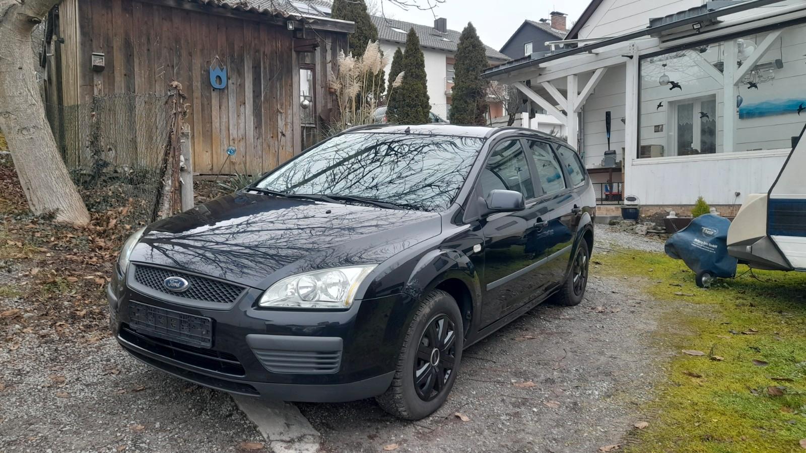 Ford Focus Turnier Fun X SH gepflegt