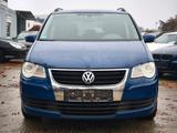 Volkswagen Touran United - Volkswagen Touran aus 2008: United