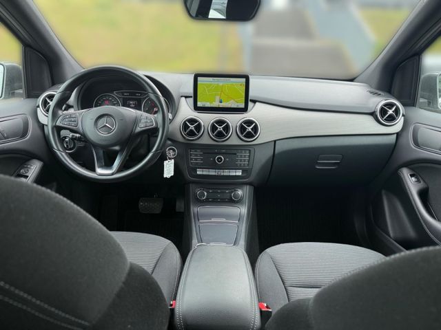 B 180 Style CDI Navi Leder SHZ Parklenkass.