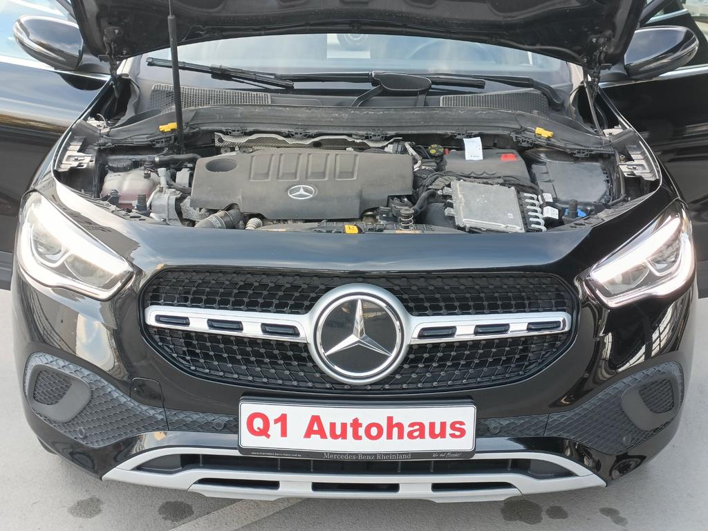 Mercedes-Benz GLA 180