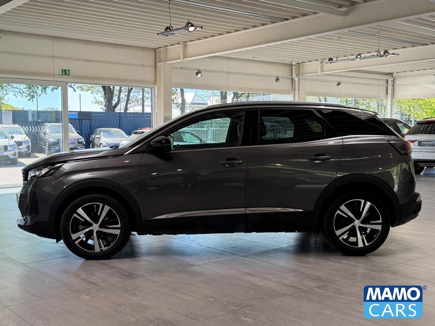 Peugeot 3008 Hybrid 136 GT  AHK/ACC/CAM/NAVI/SHZ