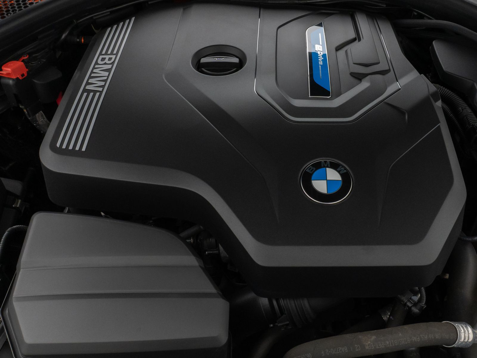 Fahrzeugabbildung BMW 330e Stop&Go DAB Kamera Alarm MSportleder 17Zoll