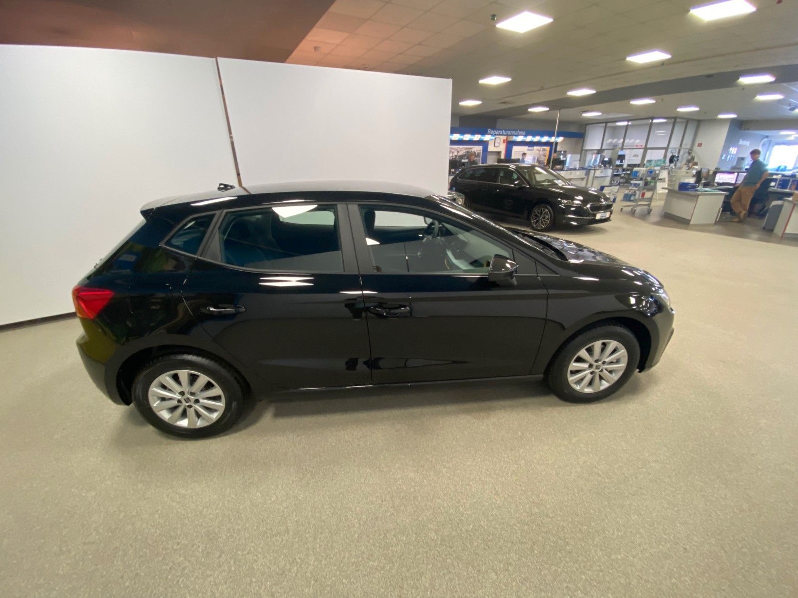 Fahrzeugabbildung SEAT Ibiza 1.0 TSI 85kW Style++KLIMA+APP+5J. GARANTIE