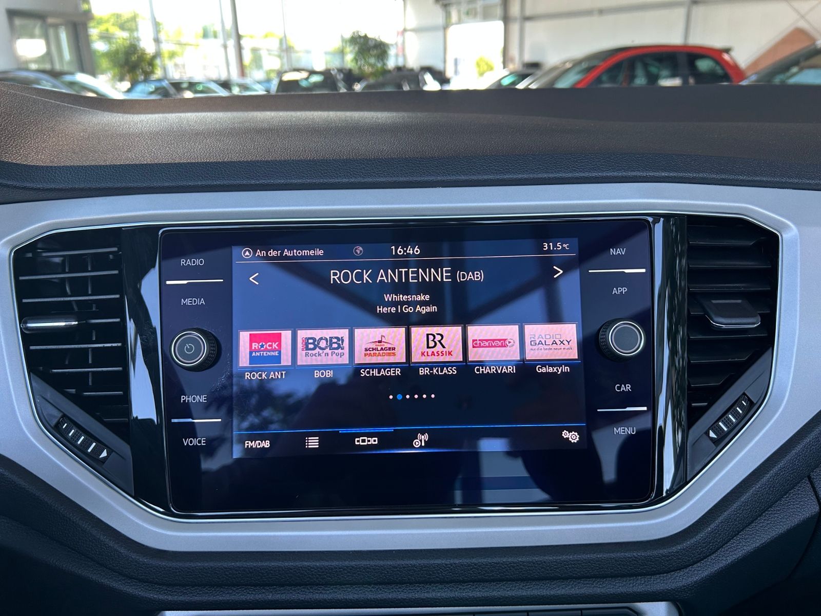 Fahrzeugabbildung Volkswagen T-Roc Cabriolet Style 1.5 TSI DSG StandHz NAVI
