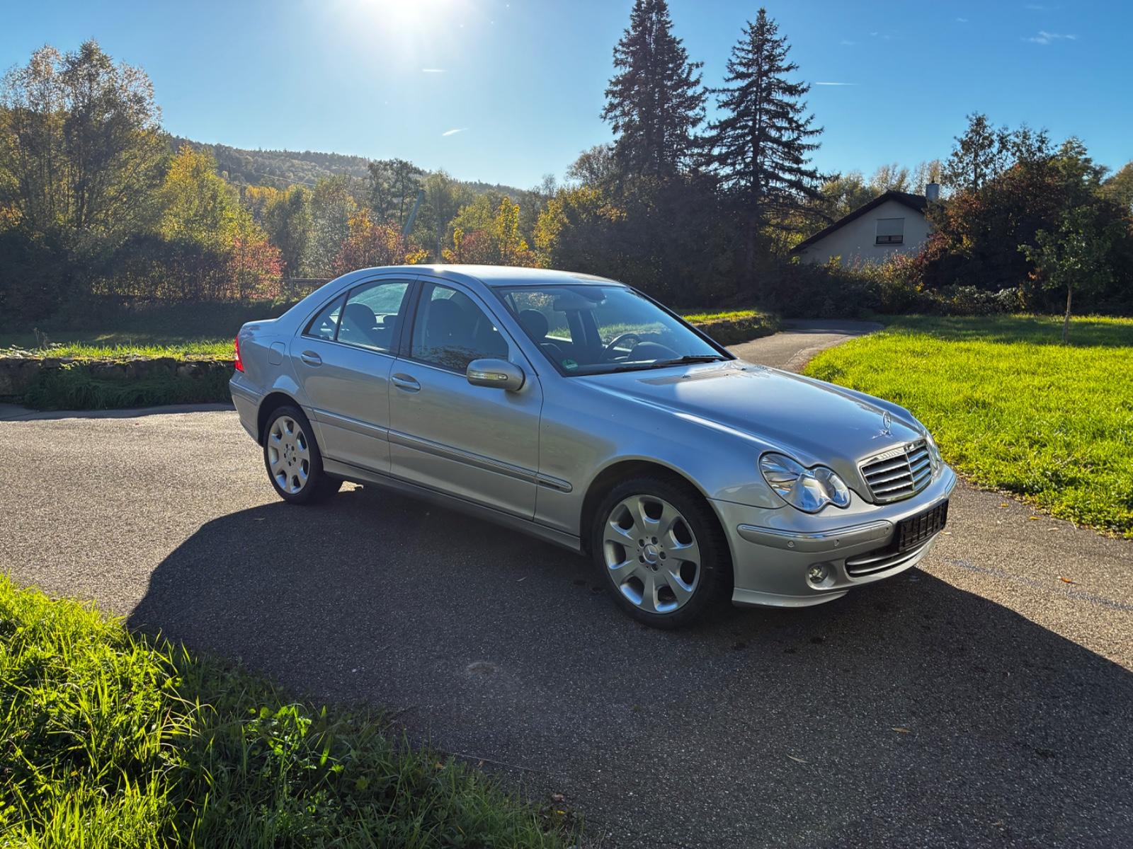 Mercedes-Benz C 180