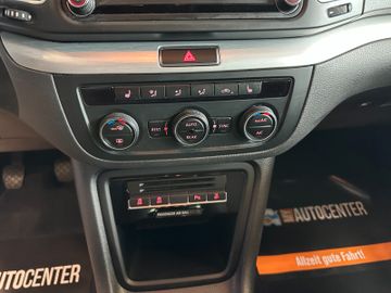 Volkswagen Sharan *Comfortline*7-Sitzer*TEMPO*NAVI*PDC*