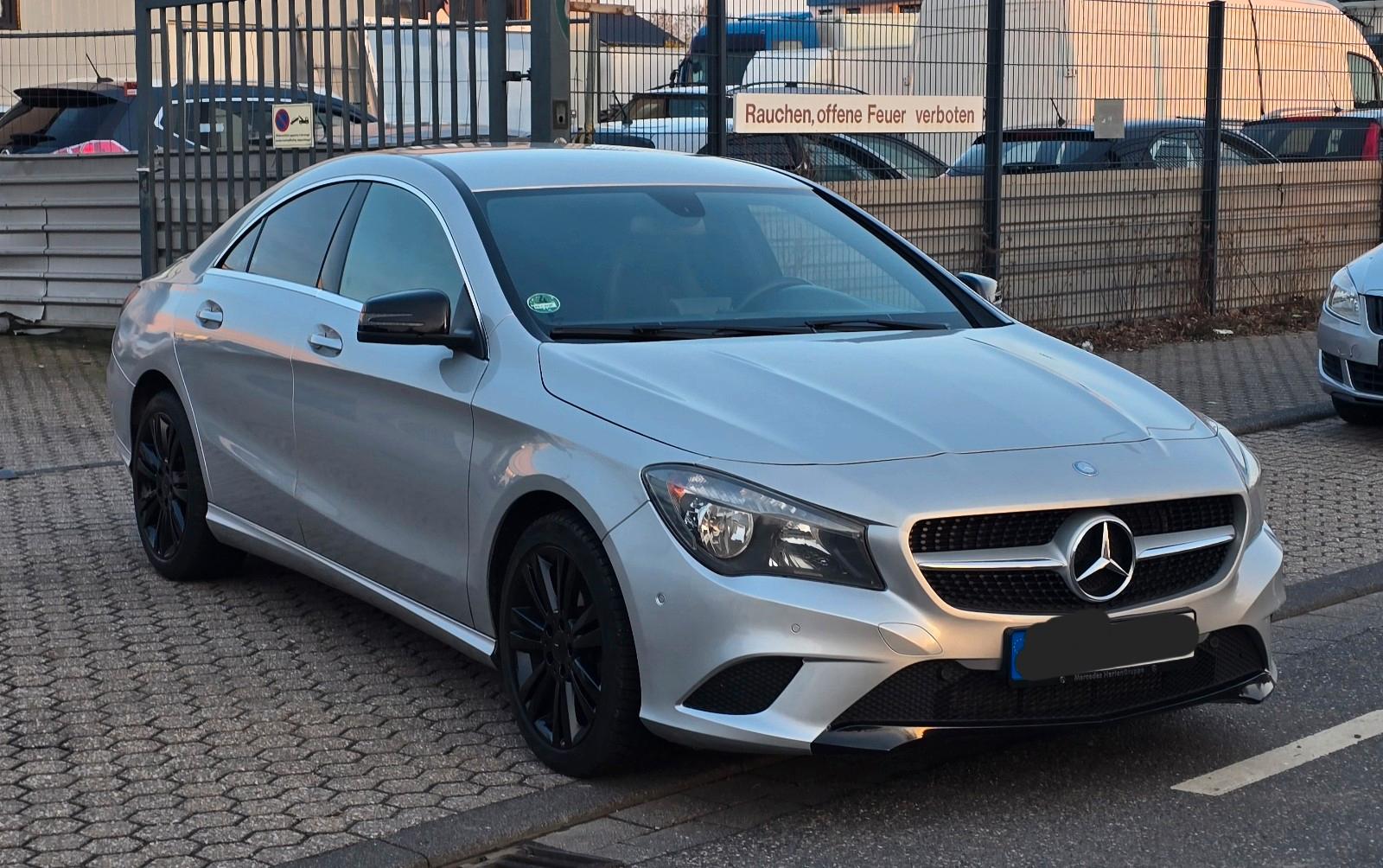 Mercedes-Benz CLA 220 CDI COUPE NAVI AHK