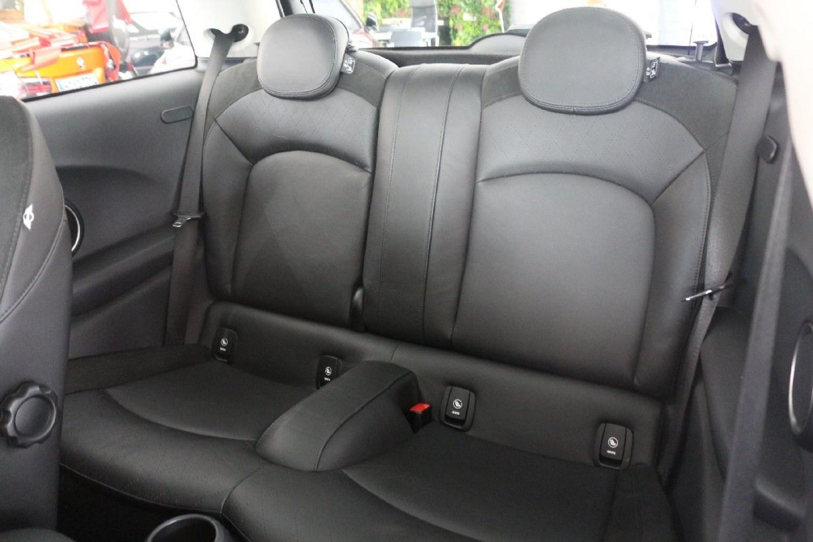 MINI COOPER_S - Panorama-NaviProf-Kamera-Leder-1.Hd