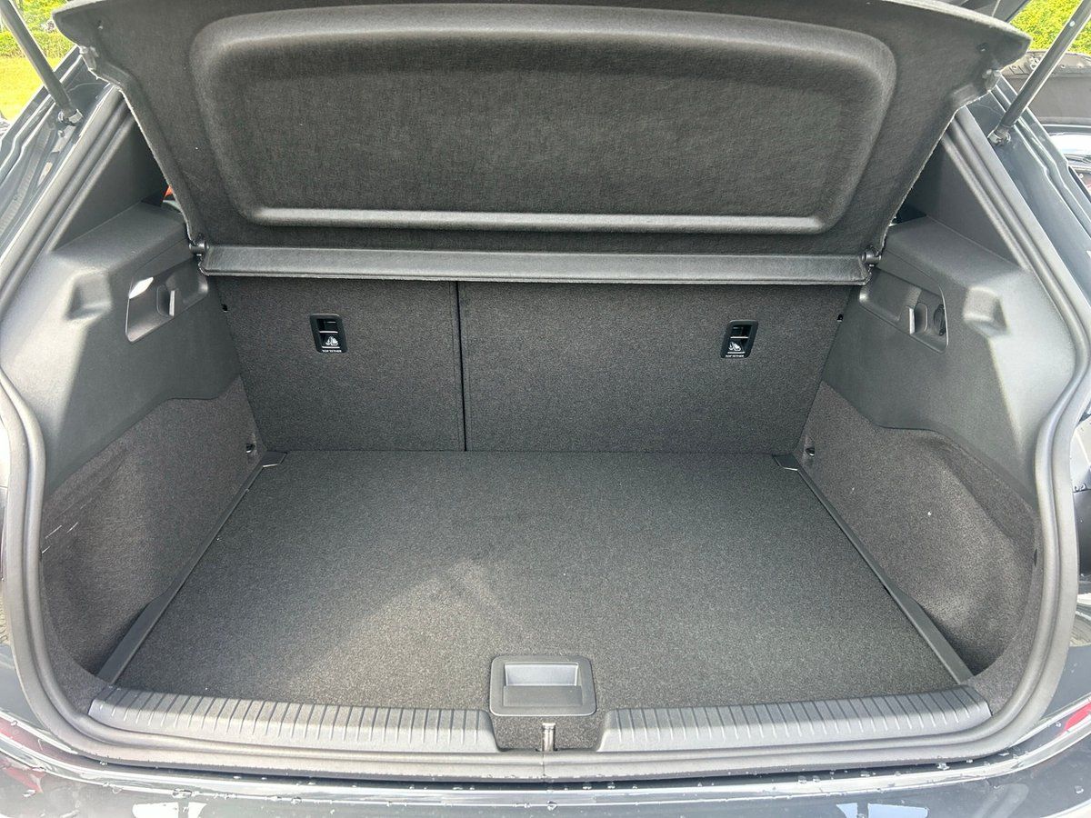 Cupra Born - Bild 12