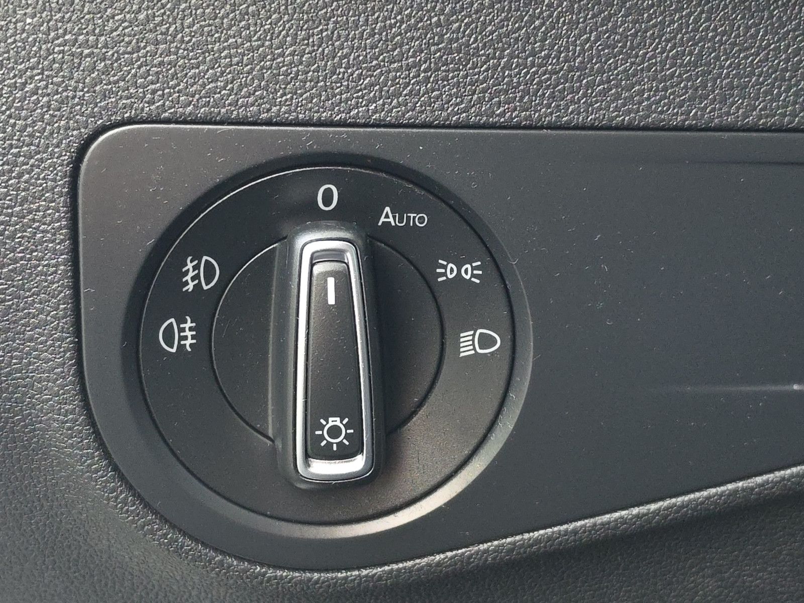 Fahrzeugabbildung Volkswagen Tiguan Join 4Motion ALLRAD AUTOMATIK