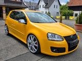 Volkswagen Golf V Lim. Speed. !! Yellow Speed !! - Volkswagen Golf mit Benzin-Antrieb: Coupé