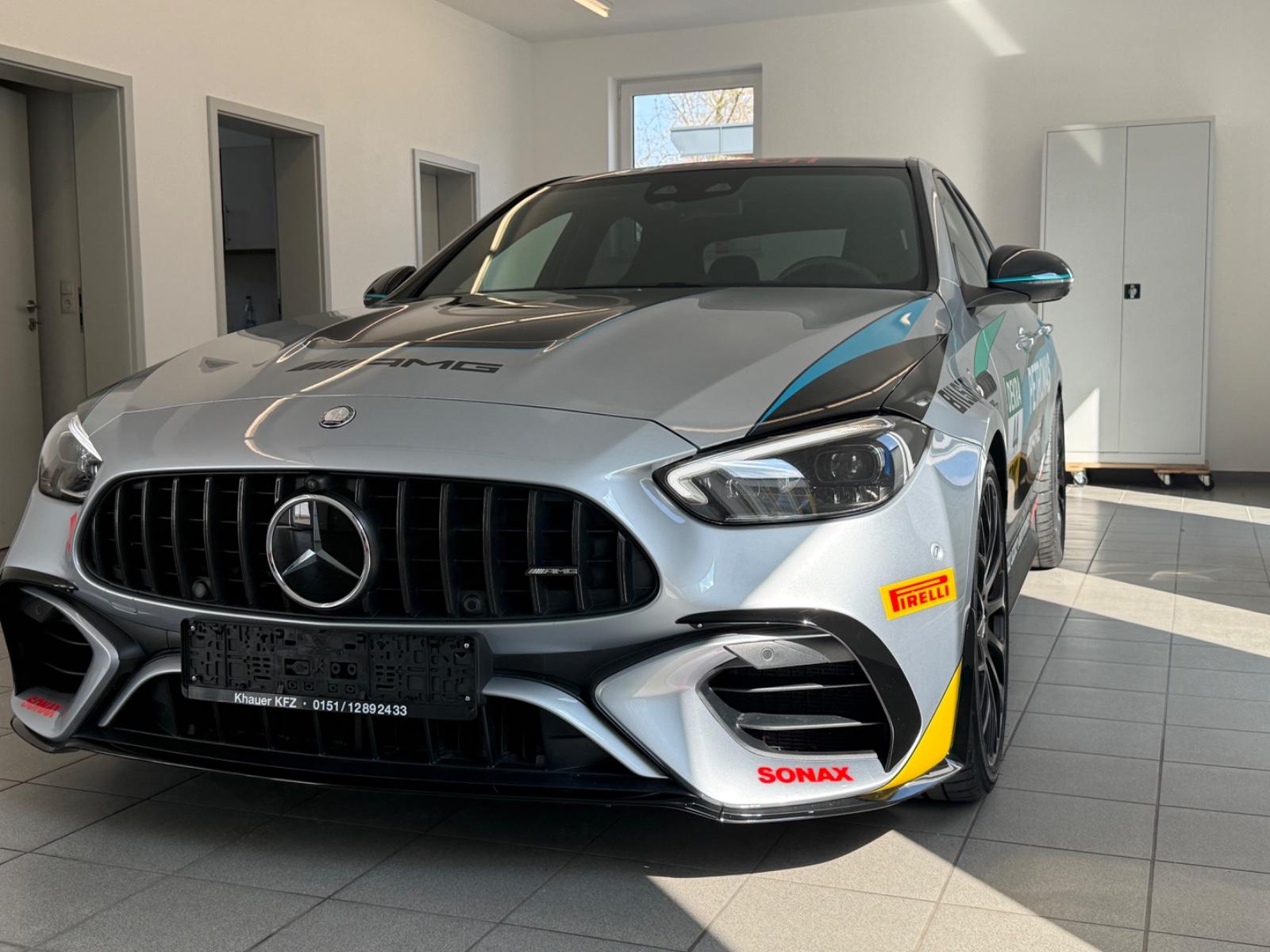 Mercedes-Benz C 63 AMG + S E Performance