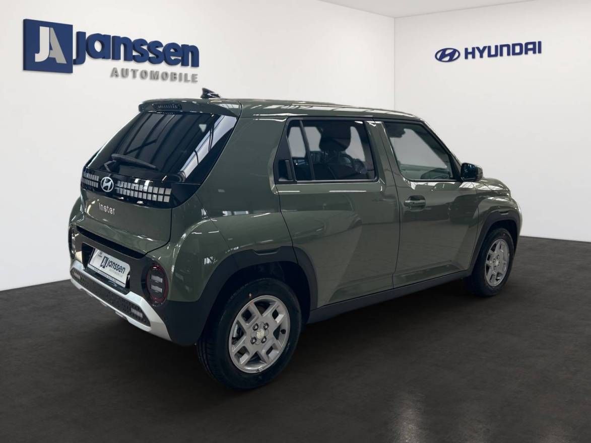 Fahrzeugabbildung Hyundai INSTER (MY27) 49 kWh (115 PS) Trend, Elektro Kom