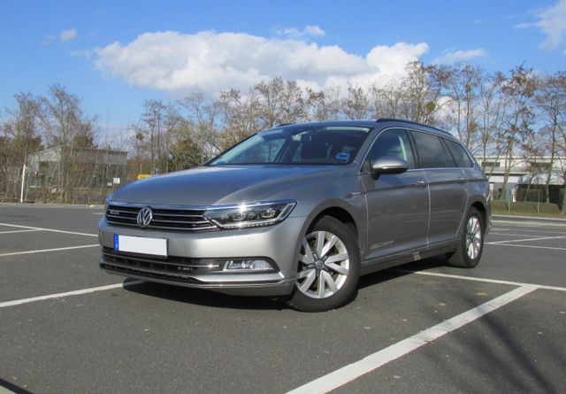 VW Passat Variant 2.0 TDI SCR 140kW DSG 4MOT Co...