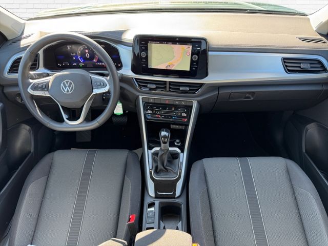 Fahrzeugabbildung Volkswagen T-Roc Life DSG KLIMA LED NAVI ALU