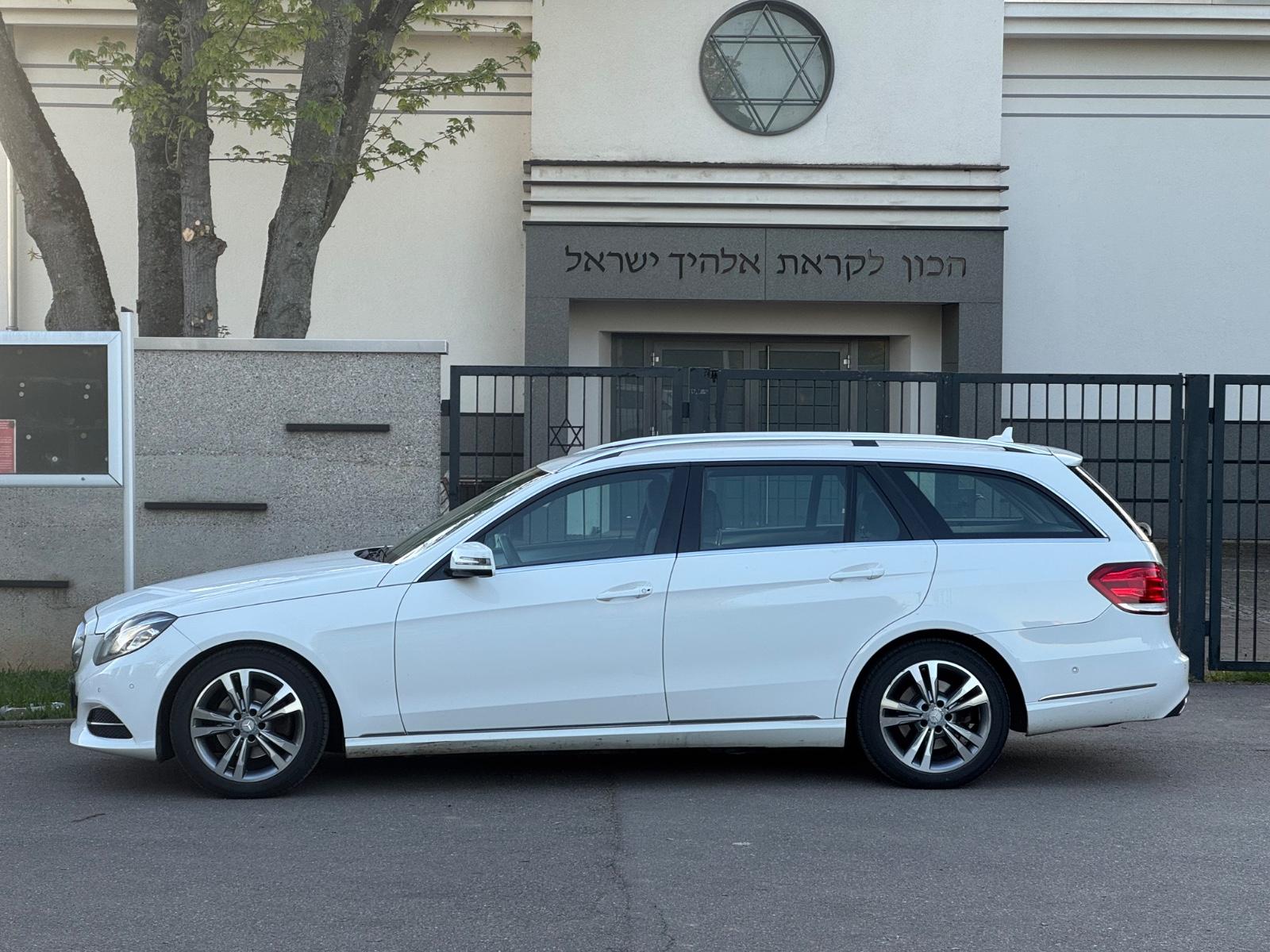 Mercedes-Benz E 200 E T-Modell E 200 BlueTec Avantgarde