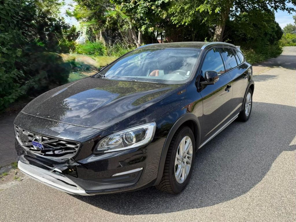 Image of Volvo V60 Cross Country