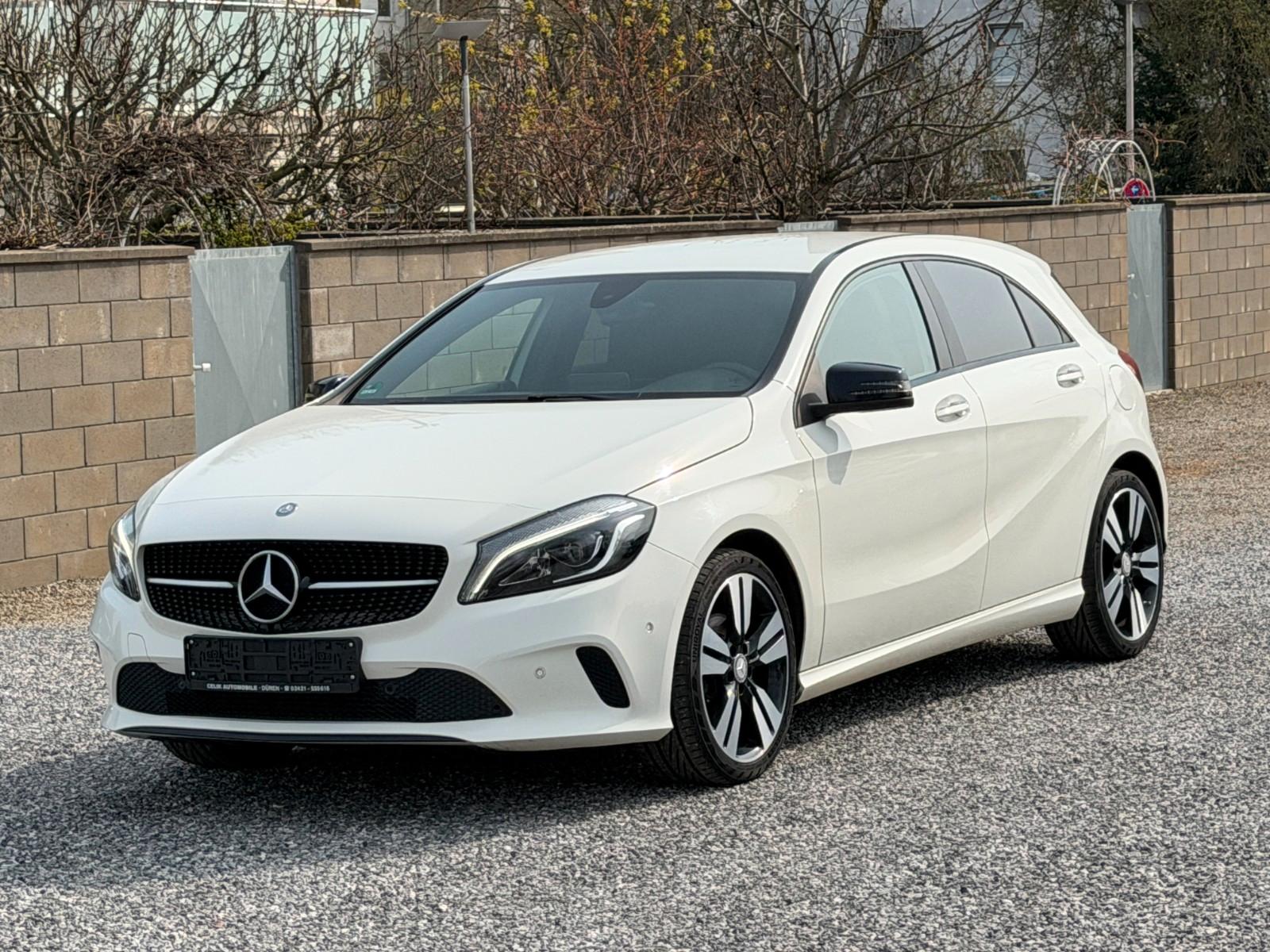 Mercedes-Benz A 200d Score SPORTSITZE+LED+LEDER+KEYLESS GO+PDC