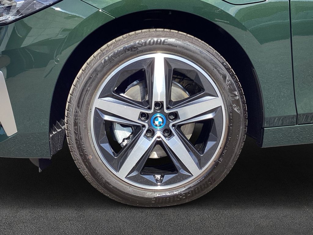 BMW 225 Active Tourer - Bild 8