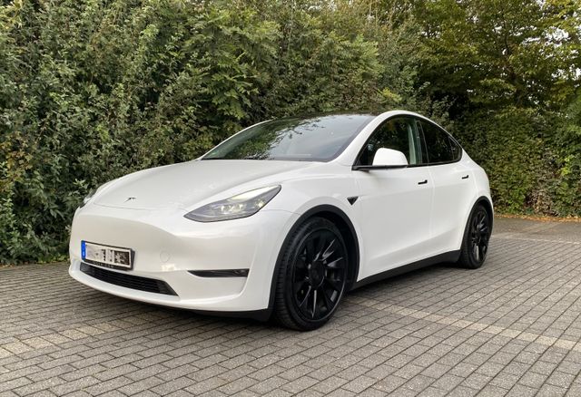 Tesla Model Y LR AWD, Komfortfedern, Boost,AHK,20Zoll