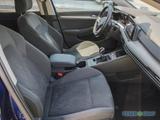 Volkswagen Golf 8 Var. 2.0 TDI Life ACC AHK LED Navi Sitzh. - Volkswagen Golf: 8