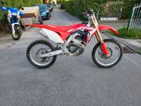 Honda CRF 250 R - HONDA CRF 250R
