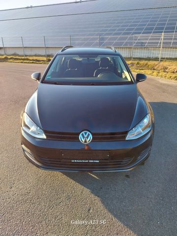 Volkswagen Golf VII Variant Trendline Alufelgen Klimaanlage